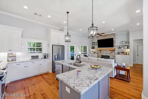 Kitchen - 120 Hampton Trl, Madison, MS 39110 photo 4 of 5
