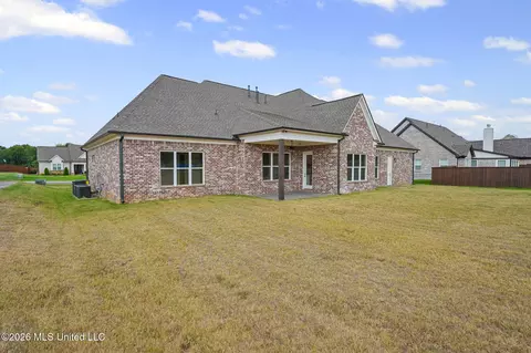 Exterior - 2275 Livingston Way, Hernando, MS 38632 photo 7 of 7