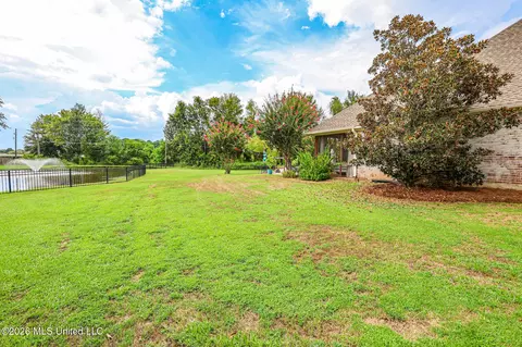 Exterior - 282 Lighthouse Ln, Brandon, MS 39047 photo 10 of 10