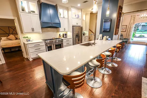 Kitchen - 282 Lighthouse Ln, Brandon, MS 39047 photo 3 of 11