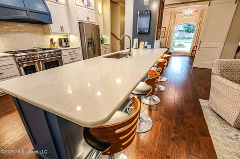 Kitchen - 282 Lighthouse Ln, Brandon, MS 39047 photo 10 of 11
