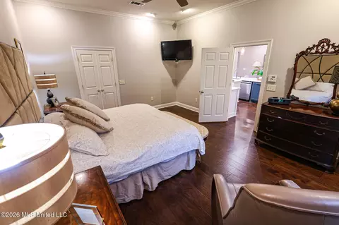Bedroom - 282 Lighthouse Ln, Brandon, MS 39047 photo 2 of 9