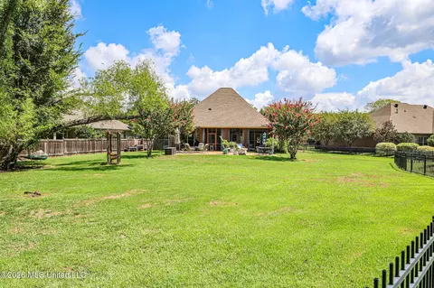 Exterior - 282 Lighthouse Ln, Brandon, MS 39047 photo 8 of 10