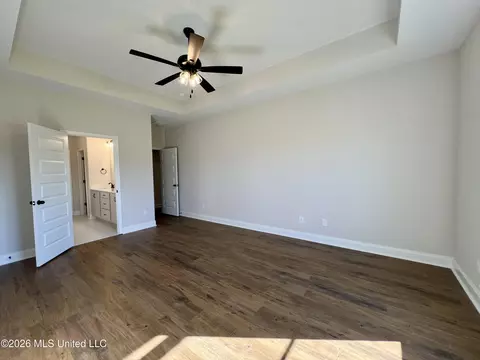 Bedroom - 2144 Scott Meadows Ln, Hernando, MS 38632 photo 1 of 7