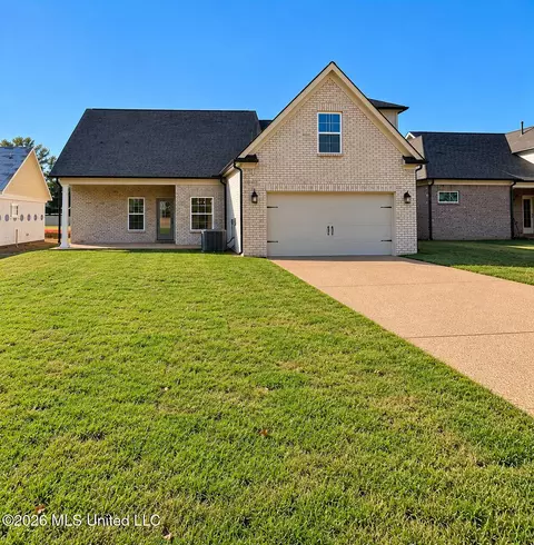 Exterior - 2144 Scott Meadows Ln, Hernando, MS 38632 photo 4 of 4