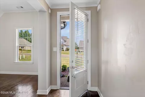 Entry Way - 13415 N Fields Ln, Olive Branch, MS 38654 photo 1 of 2