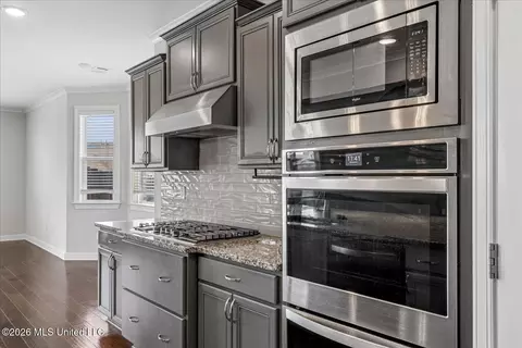 Kitchen - 13415 N Fields Ln, Olive Branch, MS 38654 photo 3 of 3