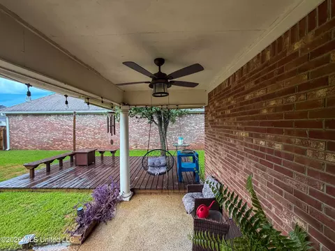 Exterior - 137 Vineyard Blvd, Brandon, MS 39047 photo 7 of 8