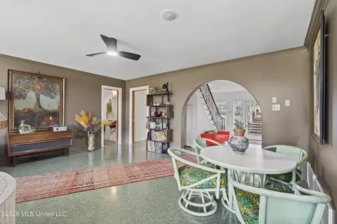 Dining - 11360 1st Cypress Cv, Hernando, MS 38632 photo 2 of 2