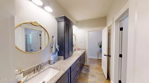 Entry Way - 856 E Woodford Cv, Hernando, MS 38632 photo 2 of 2
