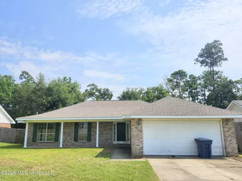 13544 Huntington Cir, Gulfport, MS 39503