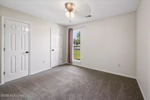 Bedroom - 10475 Oak Leaf Dr, Olive Branch, MS 38654 photo 3 of 3
