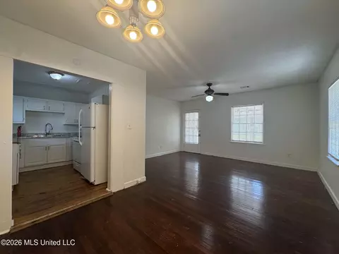 Living - 232 Mitchell Ave, Jackson, MS 39216 photo 3 of 3