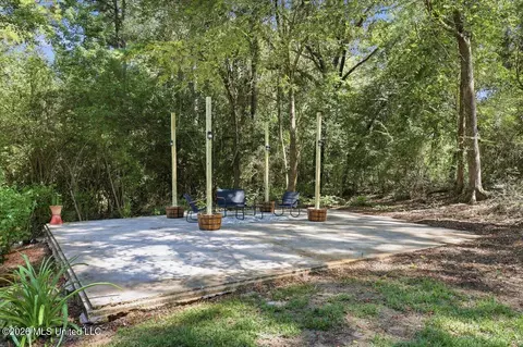 Exterior - 415 E Pine Ave, Mendenhall, MS 39114 photo 5 of 9