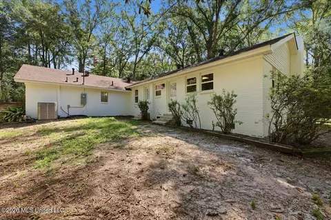 Exterior - 415 E Pine Ave, Mendenhall, MS 39114 photo 9 of 9