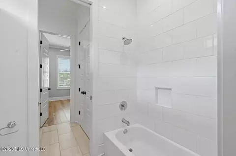 Bath - 334 Wellstone Pl, Madison, MS 39110 photo 6 of 6