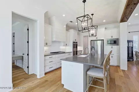 Kitchen - 334 Wellstone Pl, Madison, MS 39110 photo 1 of 3