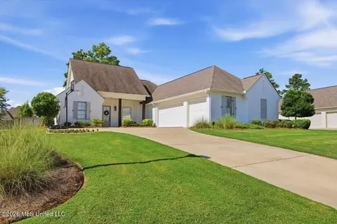 Exterior - 334 Wellstone Pl, Madison, MS 39110 photo 2 of 18