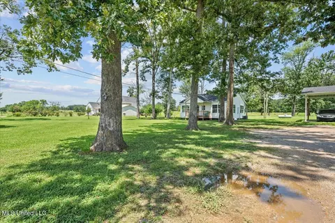 Exterior - 1951 E 3rd St, Forest, MS 39074 photo 16 of 17