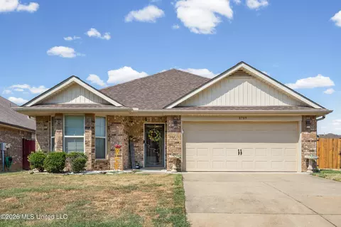 8709 Arendale Dr, Southaven, MS 38671