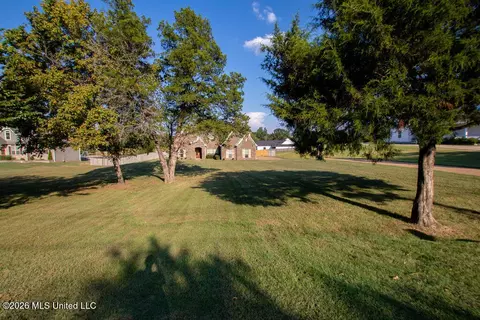 Exterior - 866 Craft Rd, Hernando, MS 38632 photo 3 of 5