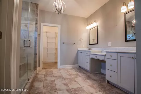 Bath - 866 Craft Rd, Hernando, MS 38632 photo 1 of 6