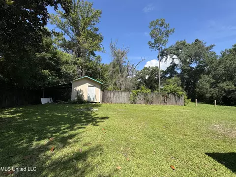 Exterior - 5418 Elder St, Moss Point, MS 39563 photo 2 of 4
