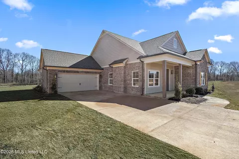 Exterior - 297 Kason Scott Rd, Hernando, MS 38632 photo 3 of 8