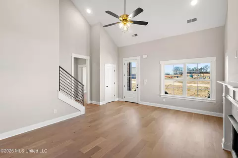 Living - 297 Kason Scott Rd, Hernando, MS 38632 photo 1 of 1