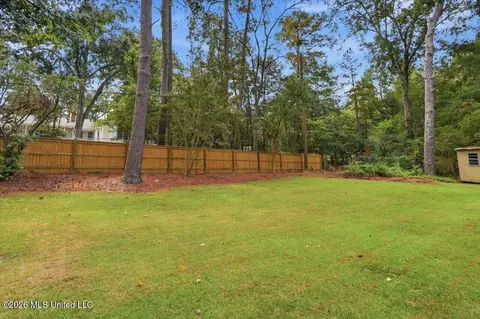 Exterior - 134 Chippewa Cir, Jackson, MS 39211 photo 6 of 8