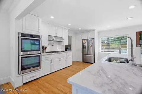 Kitchen - 134 Chippewa Cir, Jackson, MS 39211 photo 2 of 4