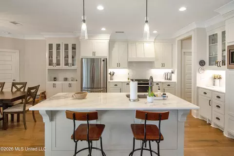 Kitchen - 705 Glenwild Dr, Canton, MS 39046 photo 6 of 8