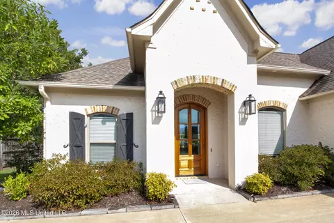 Exterior - 705 Glenwild Dr, Canton, MS 39046 photo 5 of 8