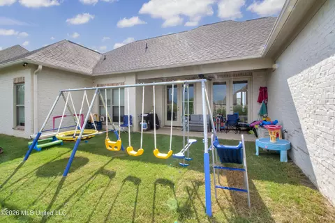 Exterior - 705 Glenwild Dr, Canton, MS 39046 photo 6 of 8