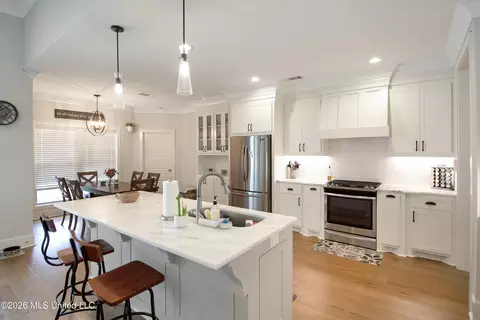 Kitchen - 705 Glenwild Dr, Canton, MS 39046 photo 5 of 8