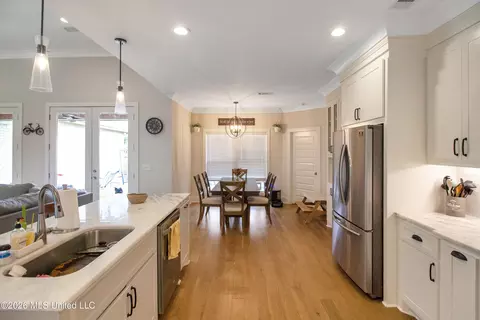 Entry Way - 705 Glenwild Dr, Canton, MS 39046 photo 2 of 3