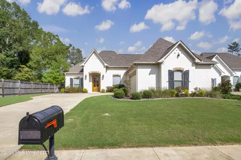 Exterior - 705 Glenwild Dr, Canton, MS 39046 photo 4 of 8