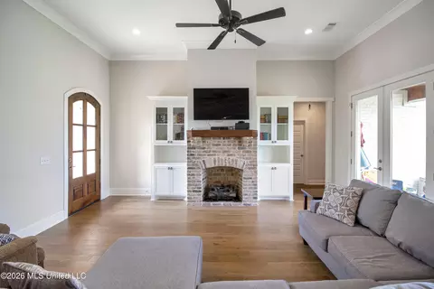 Living - 705 Glenwild Dr, Canton, MS 39046 photo 3 of 3