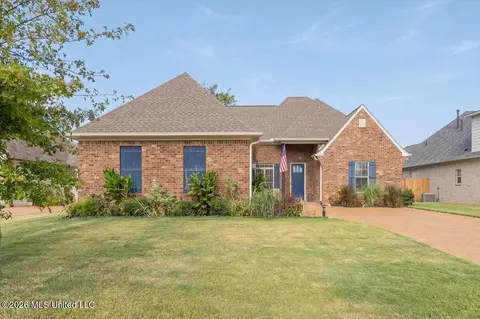 Exterior - 2865 Walking Dog Ln, Nesbit, MS 38651 photo 2 of 4