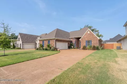 Exterior - 2865 Walking Dog Ln, Nesbit, MS 38651 photo 3 of 4