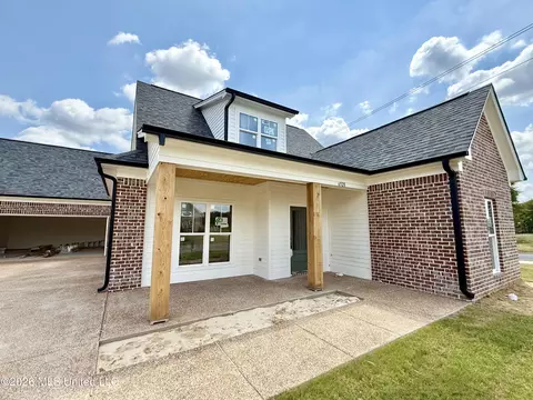 6528 Westland Ct, Southaven, MS 38672