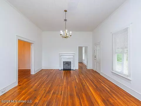 Living - 9822 Main St, Goodman, MS 39079 photo 3 of 14
