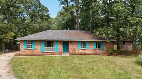 Exterior - 106 Cumberland Ct, Brandon, MS 39047 photo 2 of 6