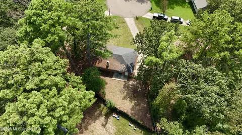 View/Area - 106 Cumberland Ct, Brandon, MS 39047 photo 2 of 6
