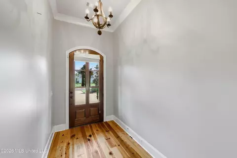 Entry Way - 403 Huntington Pt, Brandon, MS 39047 photo 2 of 2