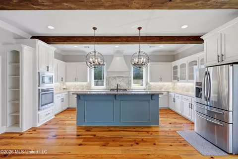 Kitchen - 403 Huntington Pt, Brandon, MS 39047 photo 1 of 4