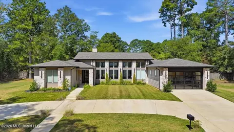 Exterior - 3 Carter Grv, Jackson, MS 39211 photo 17 of 17
