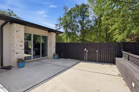Exterior - 3 Carter Grv, Jackson, MS 39211 photo 5 of 17
