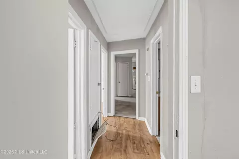 Entry Way - 1333 Maria Dr, Jackson, MS 39204 photo 1 of 1
