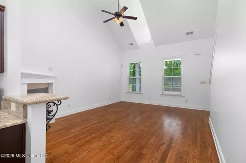 Living - 4656 E Dublin Cir, Olive Branch, MS 38654 photo 3 of 3